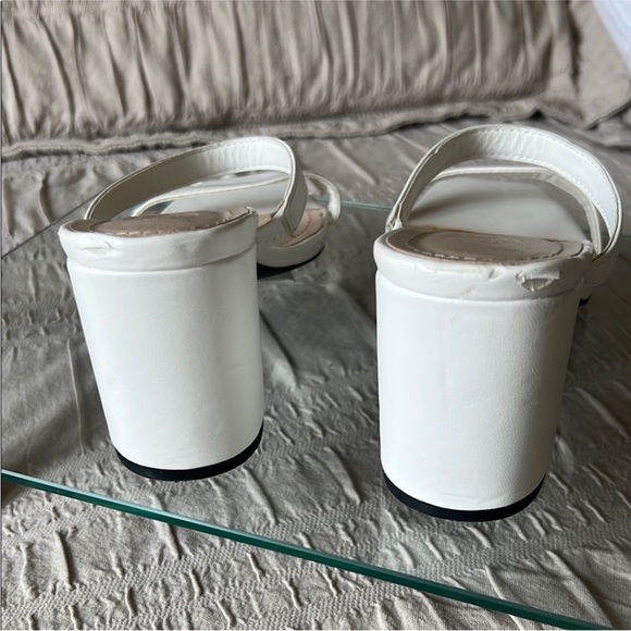 WHITE BLOCK HEEL SANDAL - Picture 4 of 4